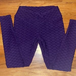 Scrunch butt leggings cellulite free